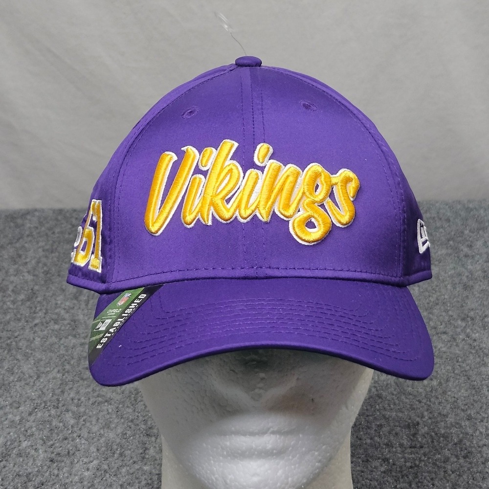 Minnesota Vikings Hat L XL Purple New Era 39THIRTY Stretch NFL 100 Script Logo
